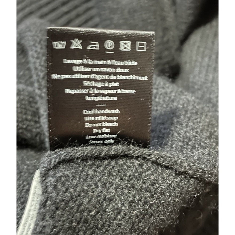 Le Kasha $900 Black 100% Organic Cashmere Black Turtleneck Sweater Size S/M - Picture 9 of 11